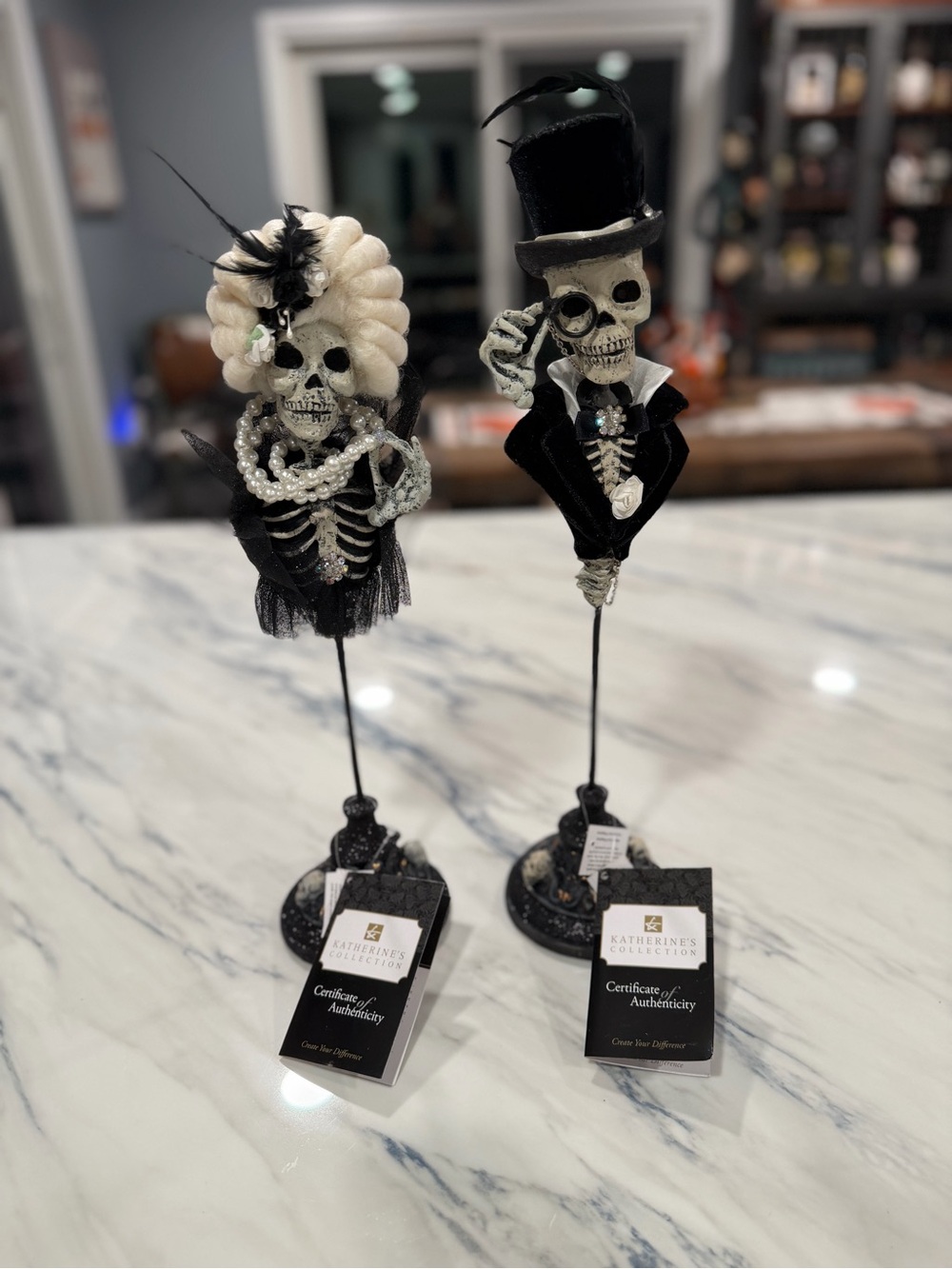 Katherine's Collection Lord & Lady Haunted Manor Skeleton Bust Set NWT